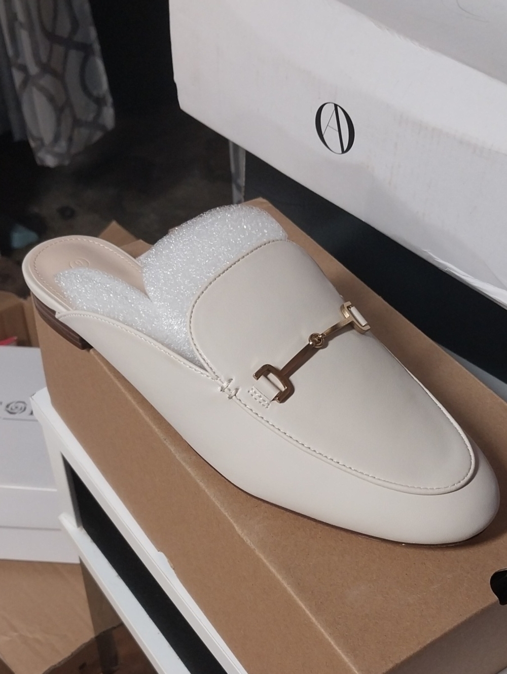 Cream Leather Backless Mule with Gold Horsebit Accent